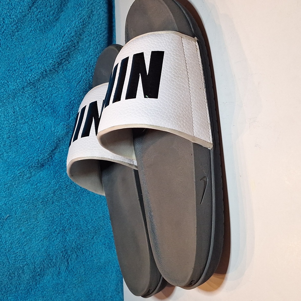 Nike Slides Off Court, Worn Couple Times, Slip On Slides Sandals Size 10 - Picture 4 of 7